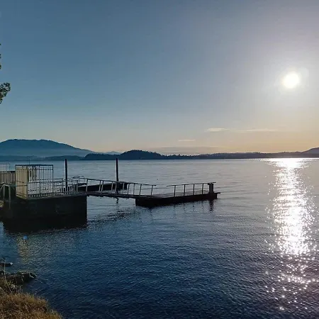 Large Lakeside Vila Lesa