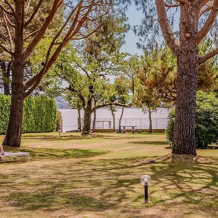 Large Lakeside Vila