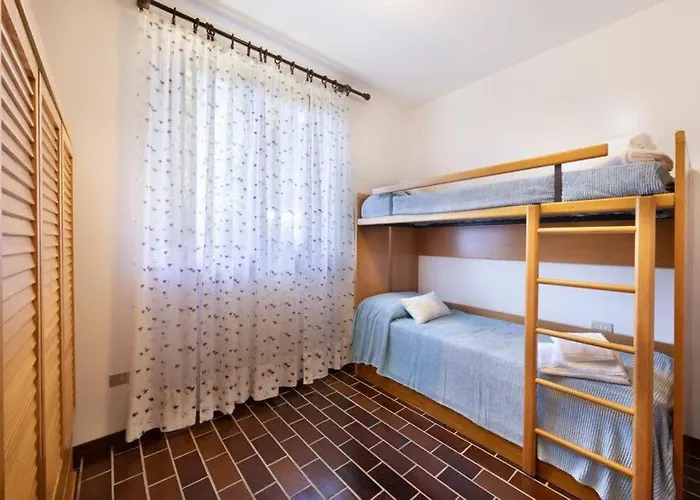 Villa Large Lakeside Lesa